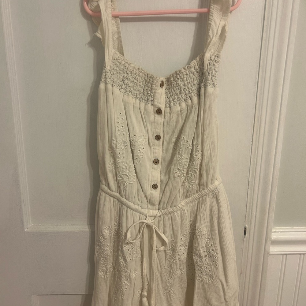 American Eagle Outfitters Cream Buttoned Tie Front Romper